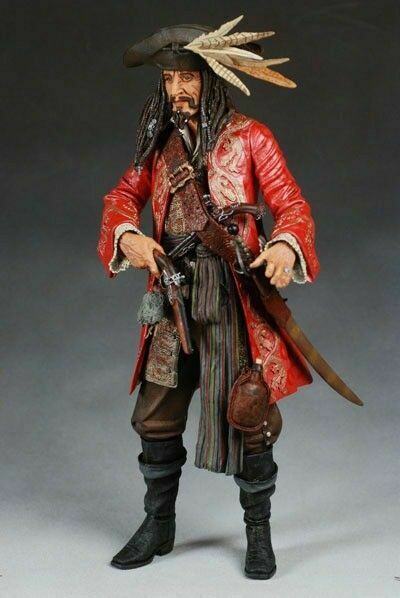 18" Captain Teague (with sound) - Image 2